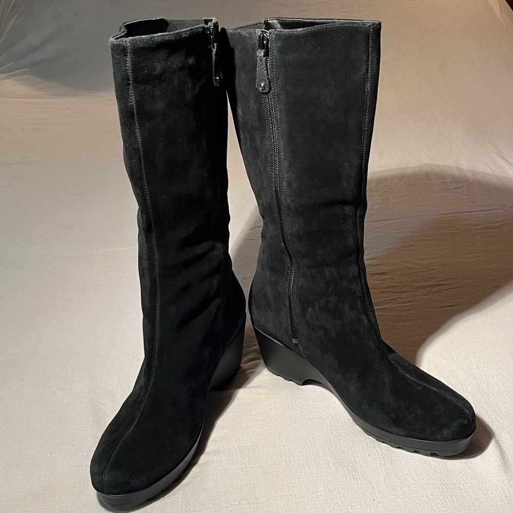 Rockport Tall Black Suede Waterproof Heeled Zip Up Boots - Size 11